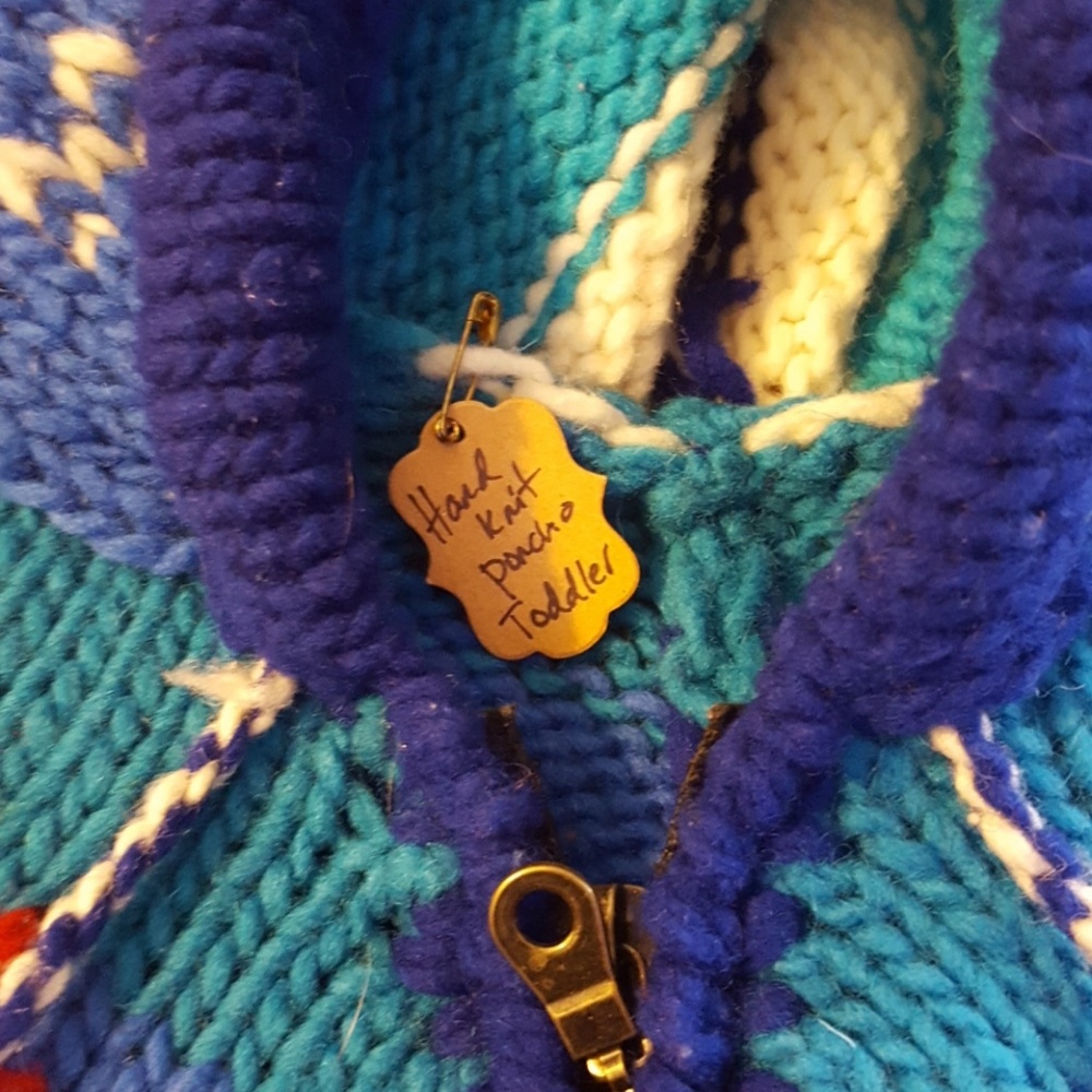 Toddler Poncho. NEW - Picture 2 of 3